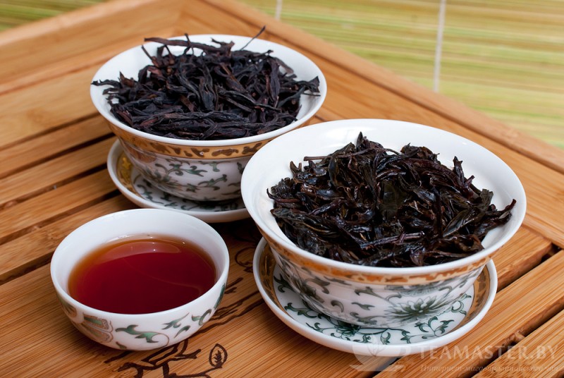 Черный китайский чай сорта. Китайские чаи пуэр чёрный. Китайский чай дахунпао. Темный улун китайский. Дахунпао улун темный.