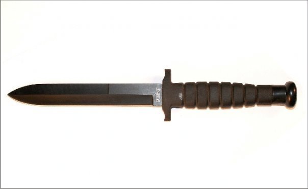 Pirat композитный боевой нож
